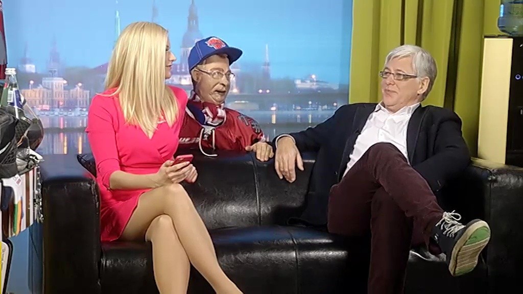 Televīzijā vēsta, ka Latvijas hokejisti viesnīcā lieto marihuānu un prostitūtas (Bilde 4)