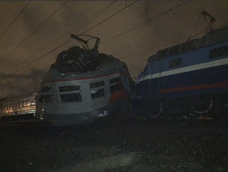 Vilcienu sadursmē Maskavā vairāk kā 30 cietušie FOTO/VIDEO (Bilde 1)