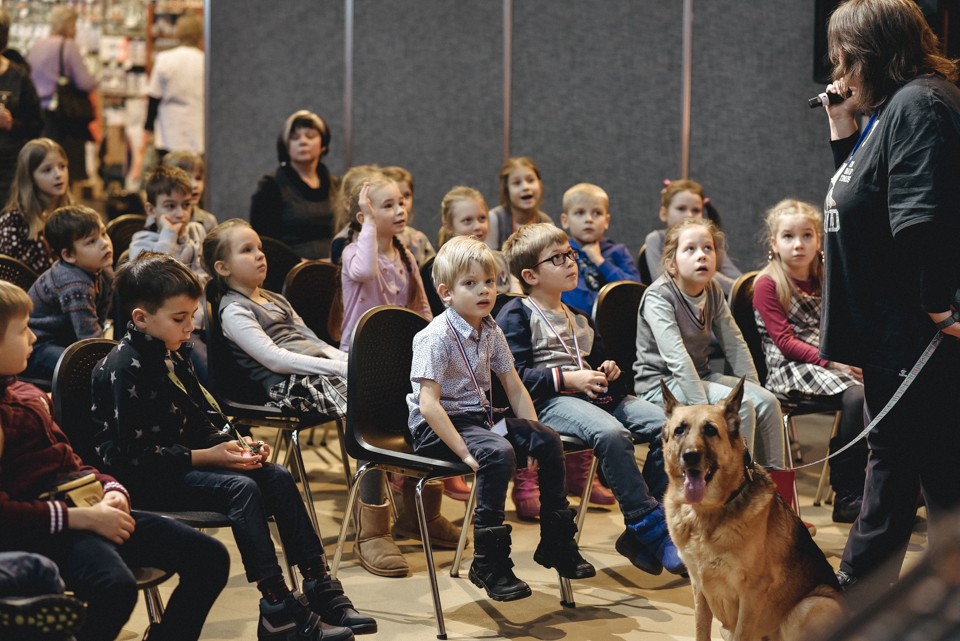 Aizraujoši un radoši piedzīvojumi bērniem Ķīpsalā - izstādes 'Skola 2019' un  'Latvijas Grāmatu izstāde' (Bilde 1)