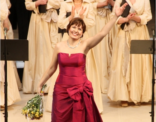 Latvijas Nacionālajā operā ar stāvovācijām izskanējis Vinčenco Bellīni operas Norma koncertizpildījums