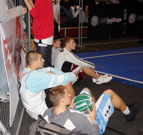 "Ghetto Basket Winter Edition" piedalās arī pusbrāļi FELDMAŅI (FOTO) (Bilde 1)