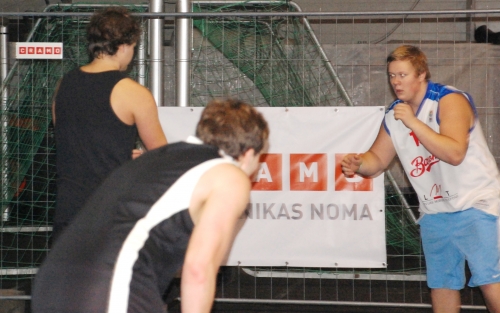 "Ghetto Basket Winter Edition" piedalās arī pusbrāļi FELDMAŅI (FOTO) (Bilde 3)