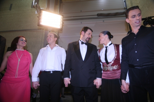 Dejošanas šovā valda māņticība - izbalso tos, kuri nokavē maģisko apli (Bilde 4)
