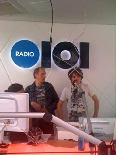 "Radio 101" ētera personības šodien neizgulējušās  (Bilde 1)