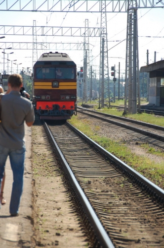 "Jaunā viļņa” galvenais režisors Aleksandrs Revzins draud konkursantiem (FOTO) (Bilde 1)