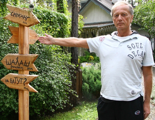 Humorists un rakstnieks Mihails Zadornovs ielaidis savā Jūrmalas mājā (FOTO) (Bilde 1)