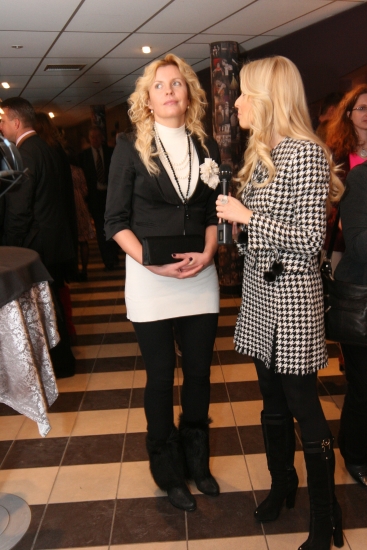 Blondīnes-konkurentes Zeltiņa un Silova pārvarējušas iedomību un sarunājas(FOTO) (Bilde 3)
