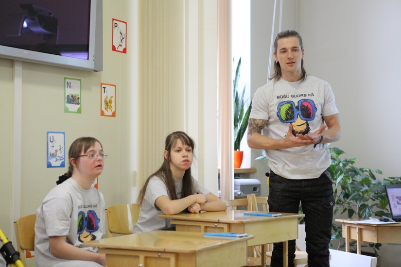 Kaspars Zlidnis:Bērni ar īpašām vajadzībām Latvijā nesaņem līdzvērtīgu izglītību (Bilde 4)