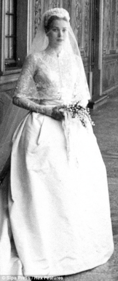 Keitas Midltones kāzu kleita izrādījies lēts pakaļdarinājums (FOTO) (Bilde 2)