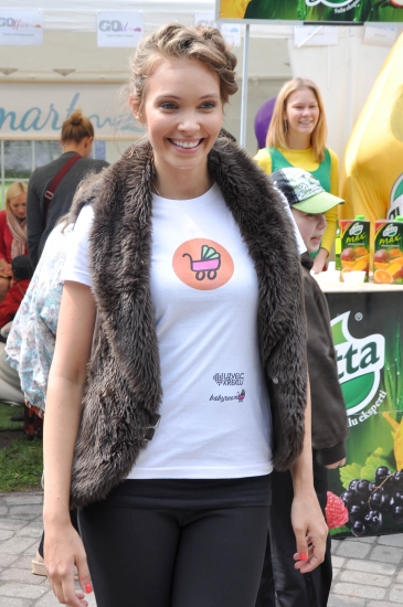 Anna Rozīte izvēlas bizes (FOTO) (Bilde 1)