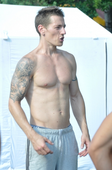 Kaspars Zlidnis teicamā fiziskā formā (FOTO)  (Bilde 1)