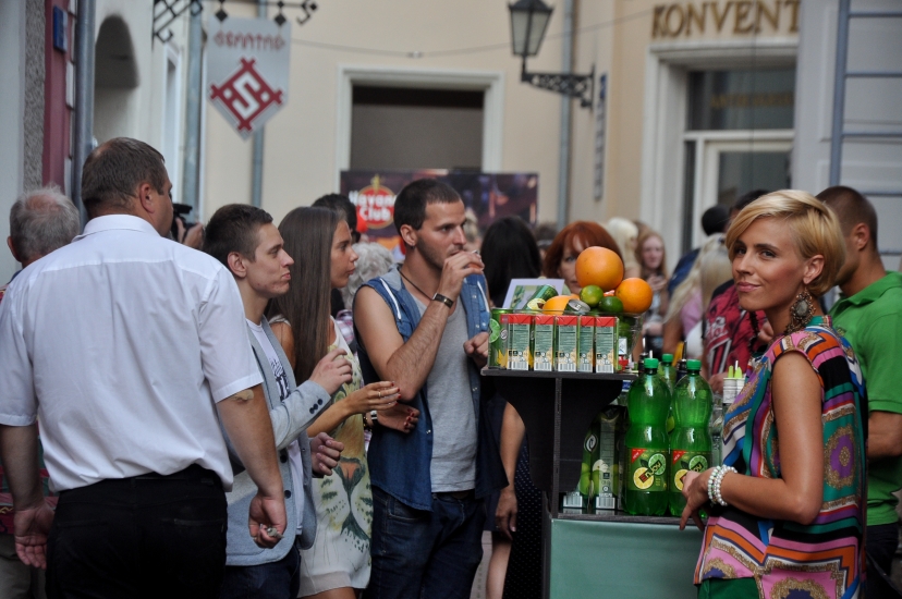 Ketijas Dombrovskas vasaras stils (FOTO) (Bilde 1)