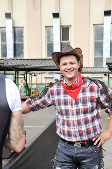 Rikardions Kristīni Šomasi nomaina pret citu blondīni (FOTO) (Bilde 4)