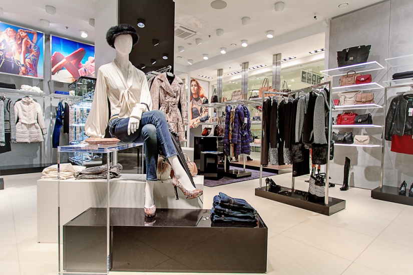 Rīgā atklāts pirmais zīmola „GUESS by Marciano” veikals (Bilde 1)