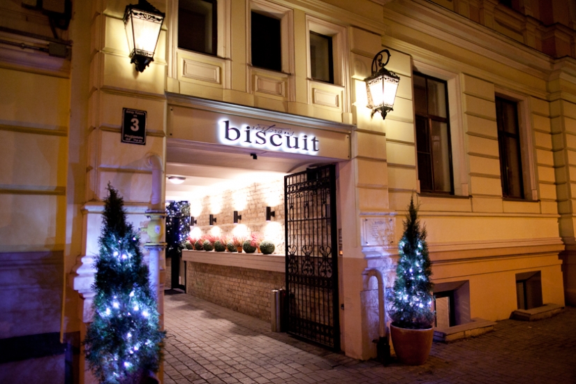 Sabiedrības krējums pulcējas uz restorāna „Biscuit” jubileju (Bilde 1)