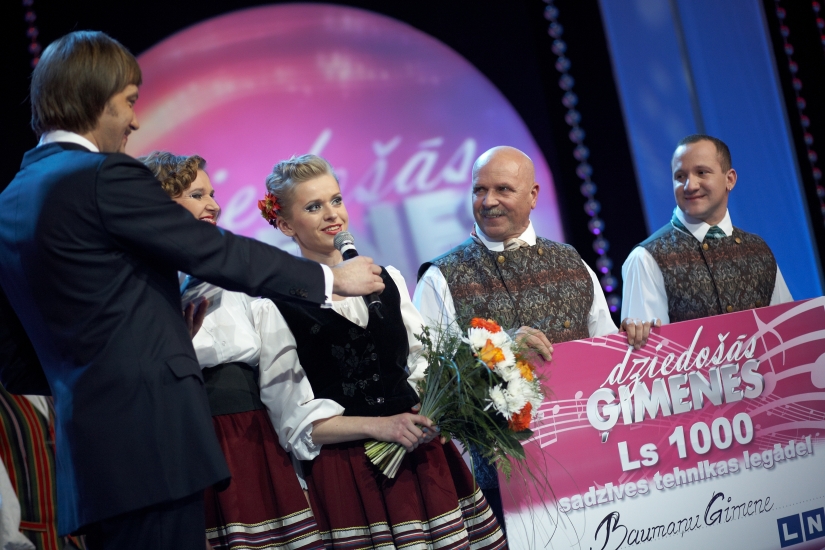 Par Latvijas skanīgāko dziedošo ģimeni kļūst Tihovsku ģimene (Bilde 2)