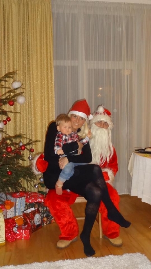 Sanitu KUBLIŅU dāsni apdāvinājis Ziemassvētku vecītis  (Bilde 1)