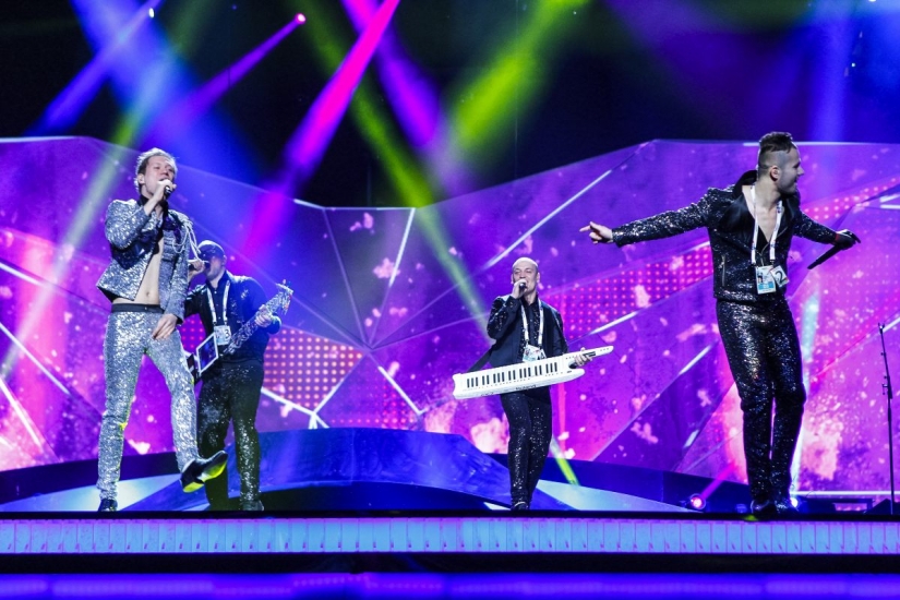 Grupa "PeR" iemēģinājusi lielo Eirovīzijas skatuvi FOTO+VIDEO (Bilde 3)