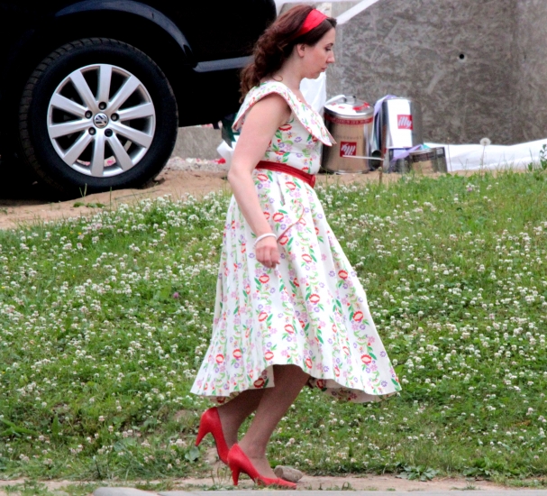 Olga Rajecka un UgunsGrēka zvaigzne Aishas kāzās mācās staigāt - EKSKLUZĪVI FOTO (Bilde 4)