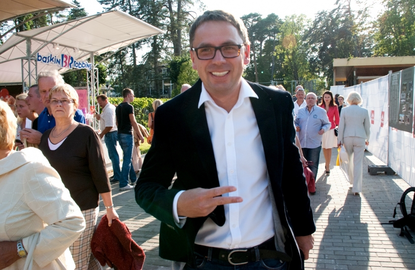 MIX MEDIA GROUP un Radio BALTKOM rīkotajā festivāla "Summertime" pieņemšanā ierodas sabiedrības krējums FOTO (Bilde 4)