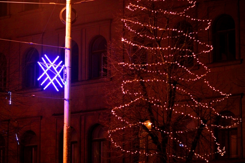 FOTO: Treknie gadi atgriežas. Krāšņākais salūts, kopš Rīgas 800-gades (Bilde 2)