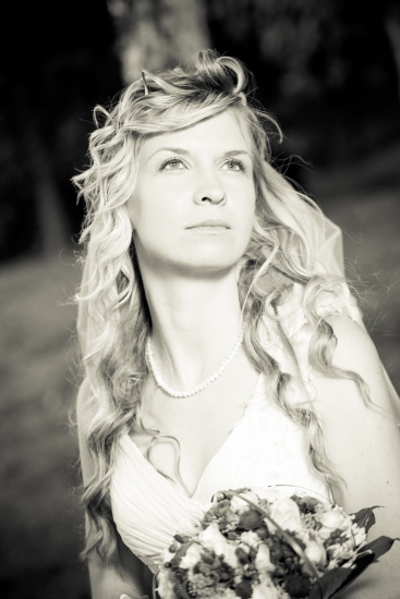 Jautrais kāzu fotogrāfs Raivo līgavas noved līdz asarām - FOTOREPORTĀŽA (Bilde 1)