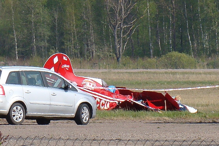 FOTOGALERIJA: Aviokatastrofā Liepājā bojā gājis pieredzējis pilots - instruktors (Bilde 4)