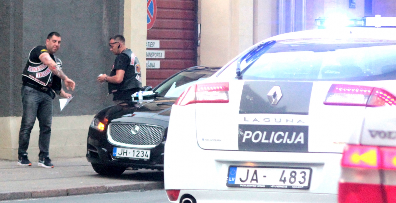 Raivis Vidzis cieš autoavārijā - FOTO NO NOTIKUMA VIETAS (Bilde 3)