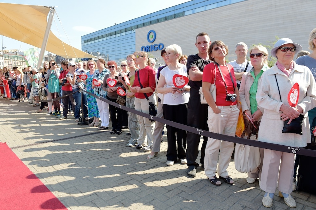 FOTO: Festivāla Jaunais Vilnis 2014 konkursanti un organizatori ierodas Rīgā  (Bilde 1)