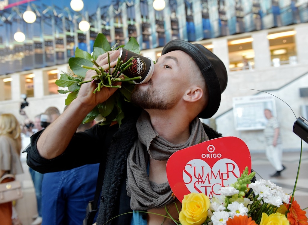 FOTO: Festivāla Jaunais Vilnis 2014 konkursanti un organizatori ierodas Rīgā  (Bilde 2)