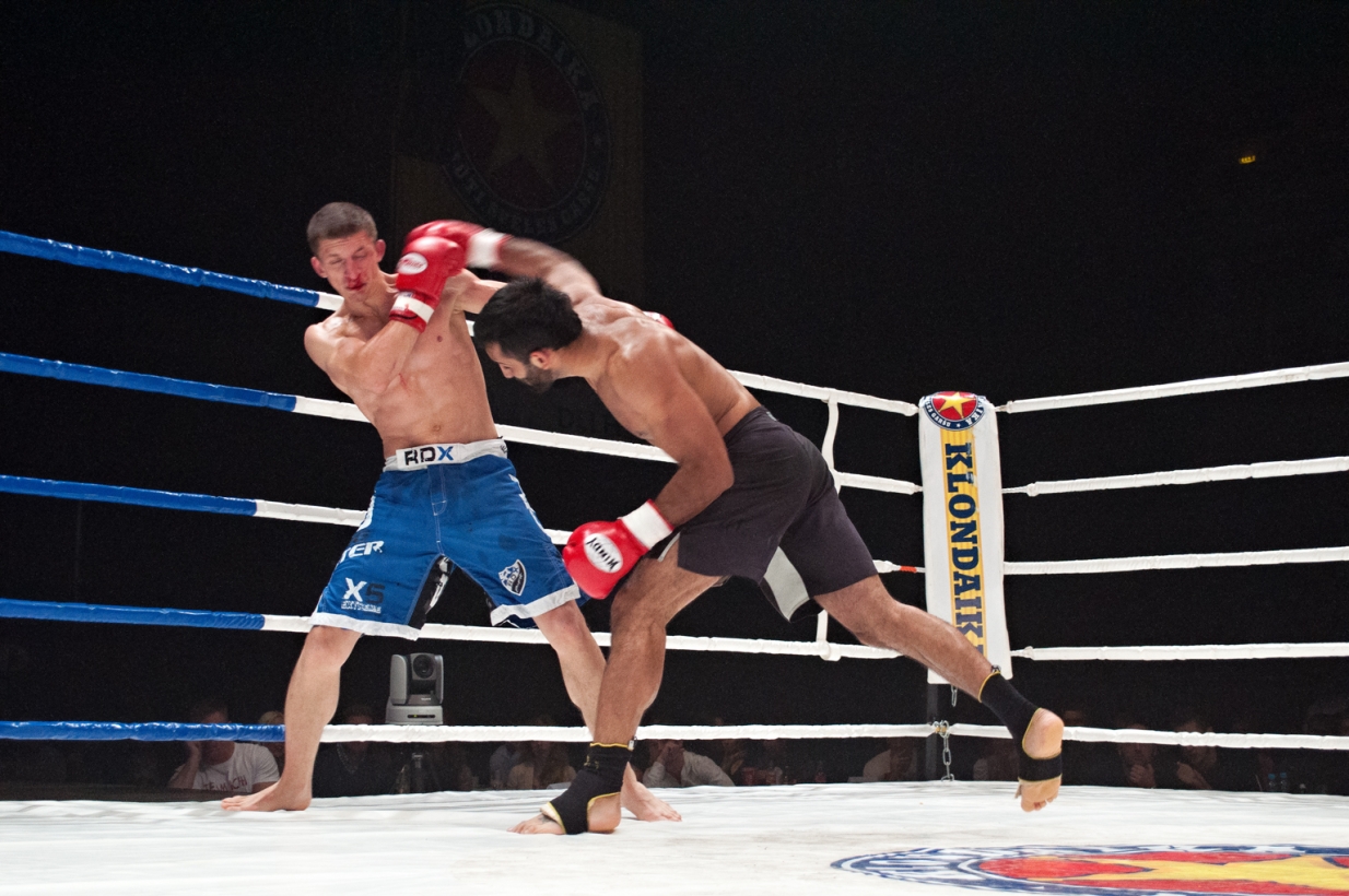 Fight Arena cīņas šovā pirmo reizi plūksies arī dāmas (Bilde 2)