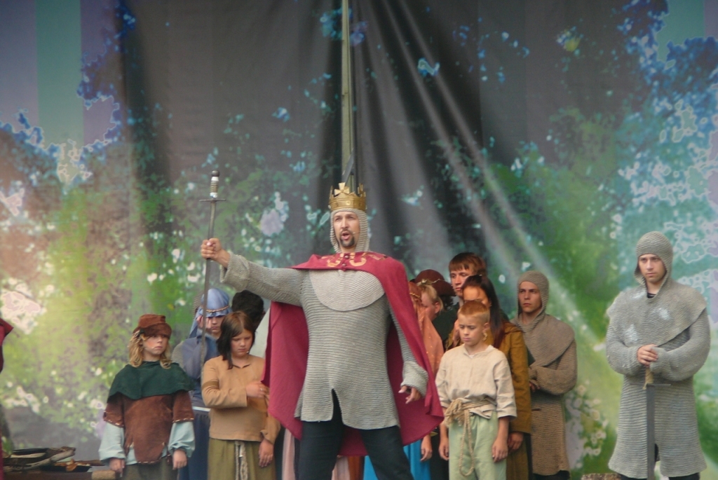 Ogres mērs Artūrs Mangulis dziedās Operetes festivālā Ikšķilē (Bilde 1)