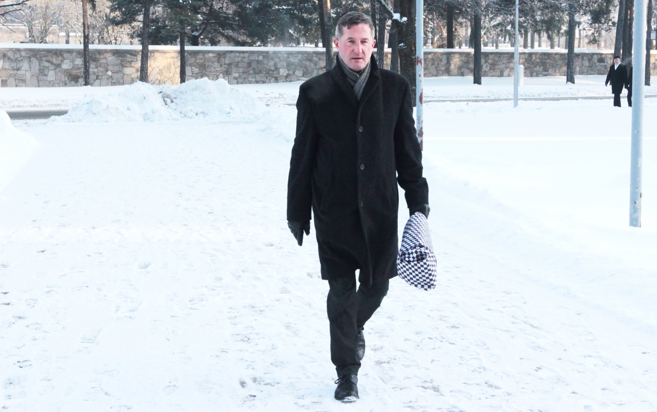 Slavenības atvadās no Jāņa Vaišļas. FOTO (Bilde 1)