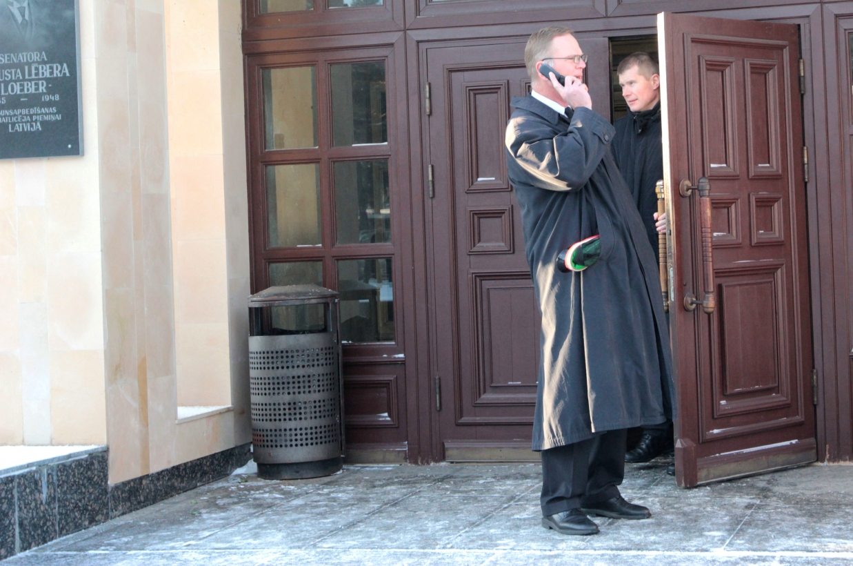 Slavenības atvadās no Jāņa Vaišļas. FOTO (Bilde 2)