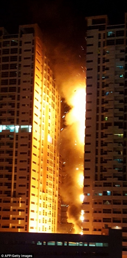 JAUNĀKIE FOTO/VIDEO no Dubaijas ugunsgrēka (Bilde 4)
