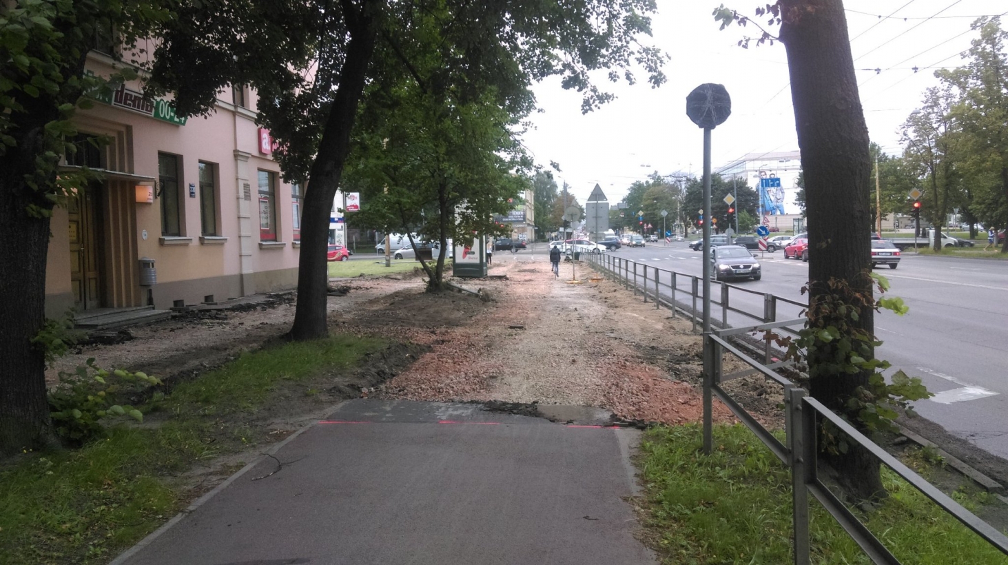 Brīvības ielas remonts nodēvēts par Ušakova kartupeļu lauku (Bilde 1)