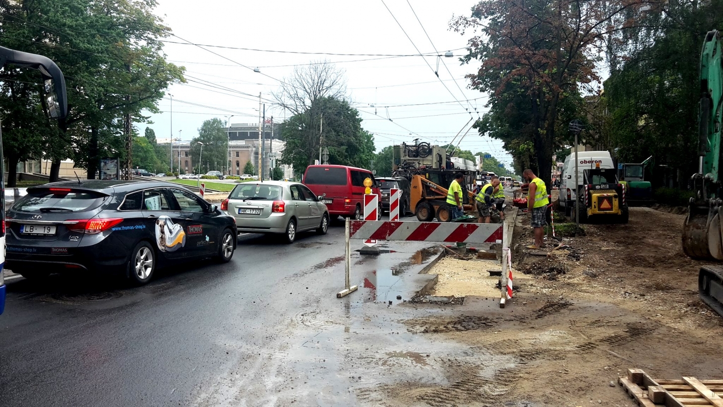 Brīvības ielas remonts nodēvēts par Ušakova kartupeļu lauku (Bilde 4)