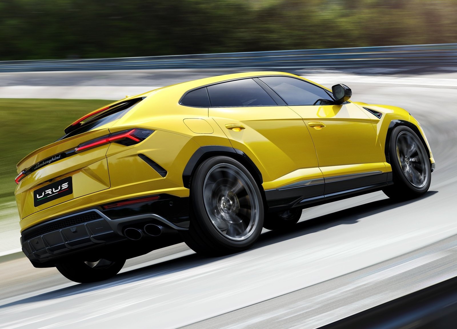 Izstādē 'Auto 2018' prezentēs pasaulē visātrāko apvidnieku 'Lamborghini Urus' (Bilde 2)