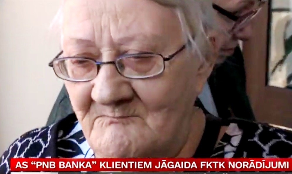 Pensionāre ar asarām acīs: man maciņā ir 30 centi, zālēm nesanāk. NORVIK bankas krahs iedzinis izmisumā Latvijas ļaudis (Bilde 2)