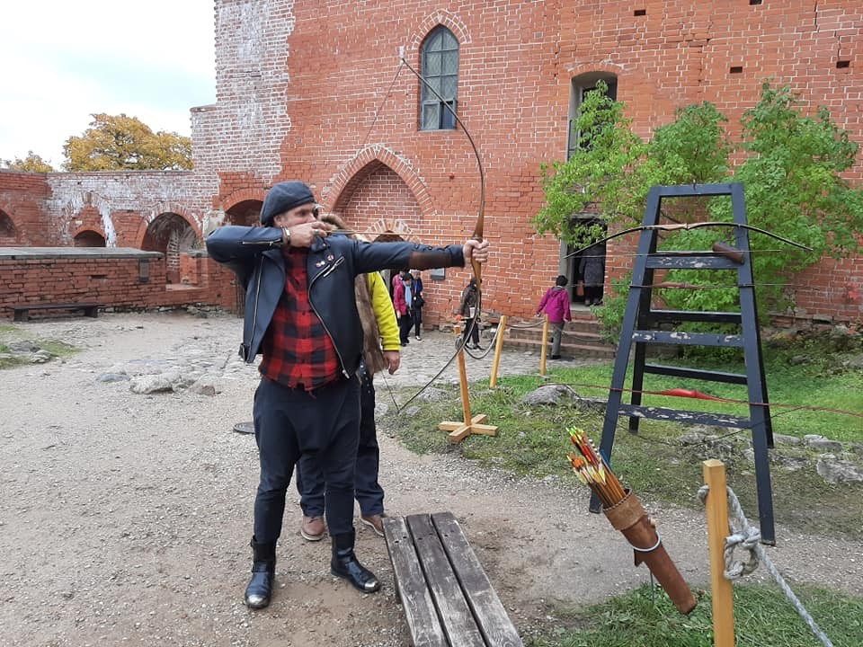 Aculieciniece gatava liecināt tiesā par Kiviča vardarbībām: viņš tiešām smagi sit Lieni Skulmi (Bilde 4)