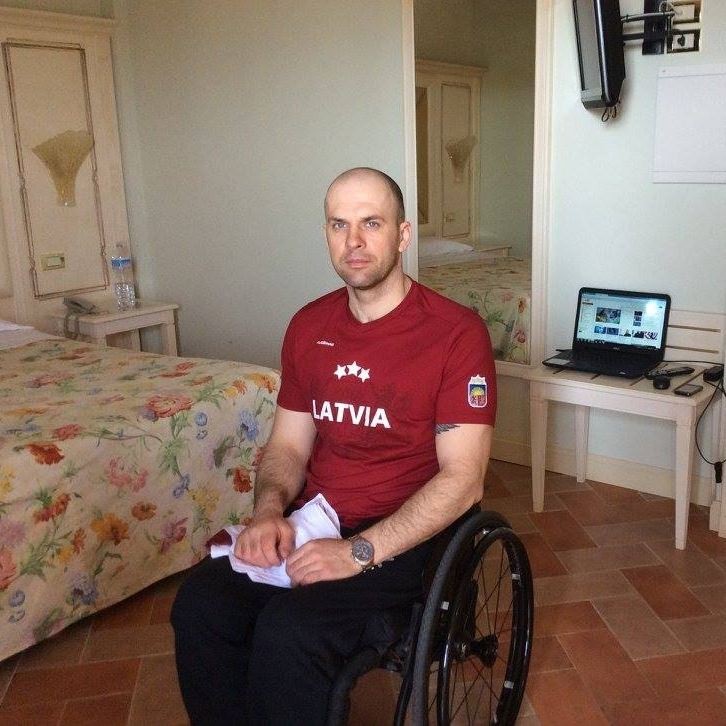 41 gada vecumā pāragri mūžībā aizsaukts Latvijas ratiņbasketbola izlases spēlētājs Guntars Skrabis (Bilde 2)
