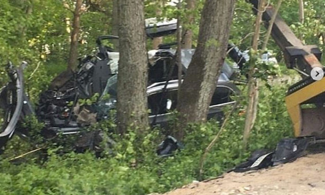 Bez tiesībām un alkohola reibumā. Autokatastrofā mirst 15 gadus vecā Elīna. Liepāja publisko meitenes foto un iespējamā slepkavas vārdu (Bilde 3)