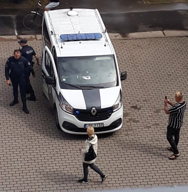 Pēc policijas iejaukšanās par meitas Mia foto Kivičs pieprasa astronomisku naudu  (Bilde 3)