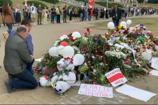 Viņam bija tikai 43 gadi. Genādiju nāvējoši sašāva galvā par miermīlīgu protestēšanu. In Memoriam (Bilde 3)