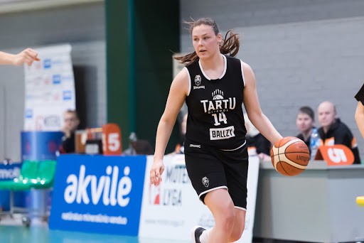 Prātam neaptverami. 21 gada vecumā autokatastrofā gājusi bojā basketbola čempione Sandra Reinvalde (Bilde 1)