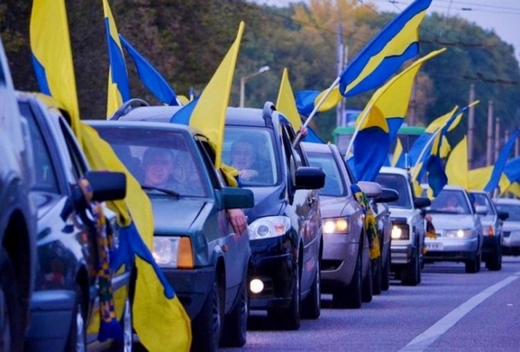 Uzmanību zibakcija! Auto Brīvības brauciens ar Ukrainas karogiem gar Krievijas vēstniecību. Aicināti visi! (Bilde 4)