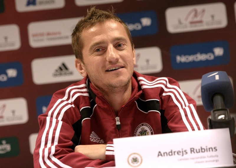 43 gadu vecumā pāragri mūžībā aizsaukts valsts labākais futbolists Andrejs Rubins (Bilde 1)