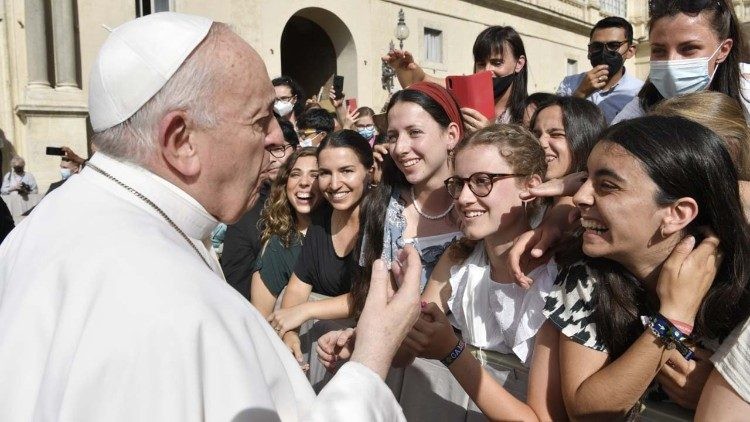 Lieldienās mūžībā aizsaukts Romas pāvests Francisks (Bilde 4)