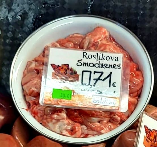 Aivis Ceriņš publiski uzdāvina kakāšanas podu Mēslam rosļikovam un stabilitātes kretīniem (Bilde 4)