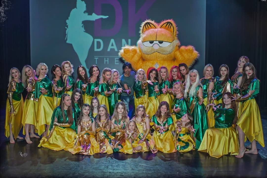 Vai esat kādreiz redzējuši izrādi, kura top veselas 365 dienas un kur vienā sirdspukstā vienojas dejotāji no 5 līdz 55 gadu vecumam? (Bilde 2)
